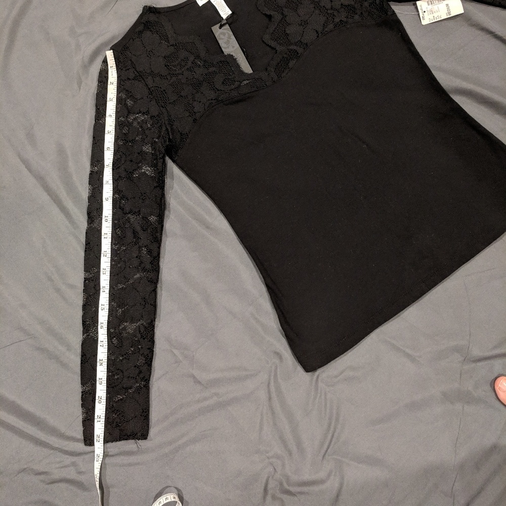 Black blouse for women - Picture 7 of 8